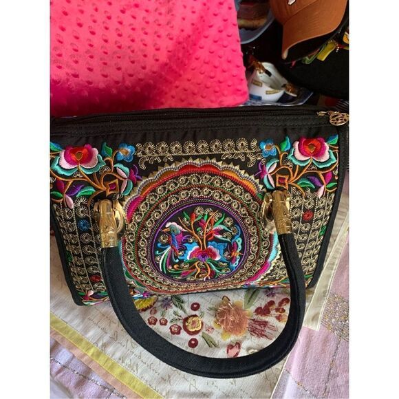 DAUBDO Embroidered Handbag Amazon - Picture 10 of 10